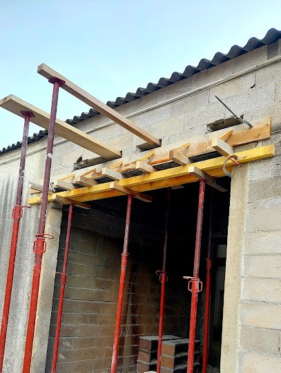 LT BAT, Maçon à Claret