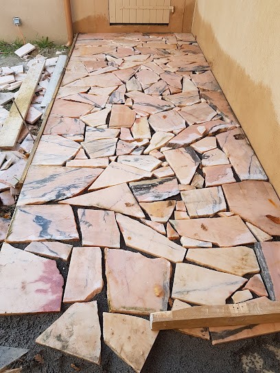 maçonnerie jemal, Maçon à Gilette