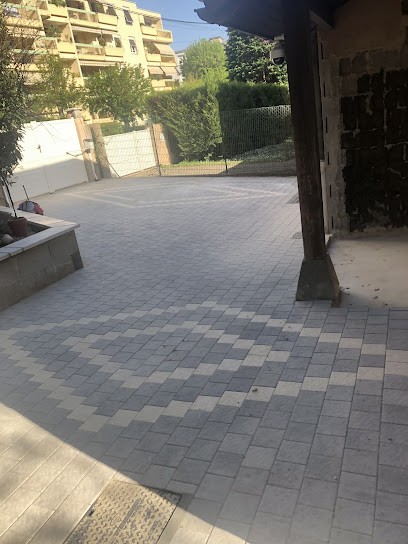 ALTUNAY BATI, Maçon à Mions