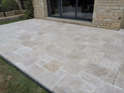 CEBE CONSTRUCTION, Maçon à Theix-Noyalo