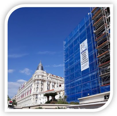 Batinorme, Maçon à Mougins