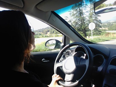 Sarl M.v., Maçon à Gap