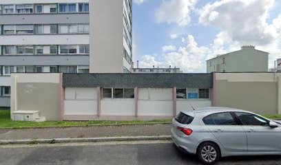 Le Foyer D Armor, Maçon à Brest