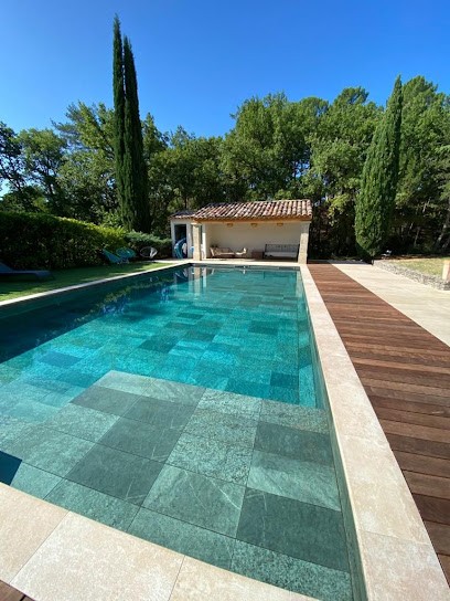 VB, Maçon à Mérignac