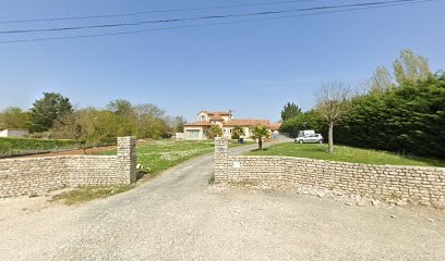 Sonnard, Maçon à Villiers-en-Plaine