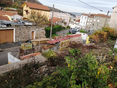 Soroc, Maçon à Rozier-en-Donzy