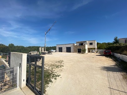 Quinones Frères SAS, Maçon à Monteils