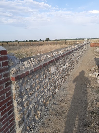 Enos Eric, Maçon à Saint-Pierre-des-Ifs