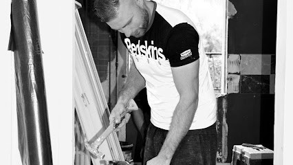 AT Maçonnerie, Maçon à FAUX