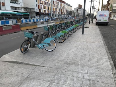 MULTI PAVAGE, Maçon à Paris 08