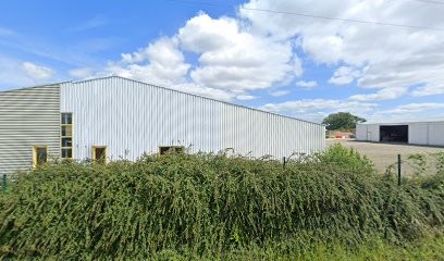 R2B2, Maçon à Sainte-Hermine