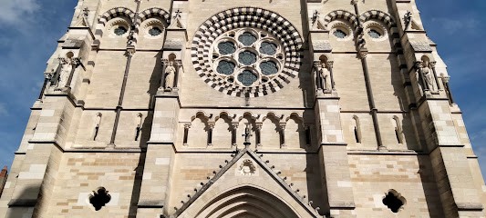 DAGOIS, Maçon à Yzeure