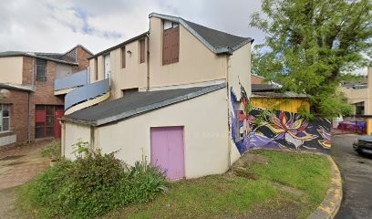 GRAVATA VIEGAS LEONEL, Maçon à Évry