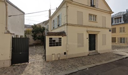 POLDOM, Maçon à Versailles