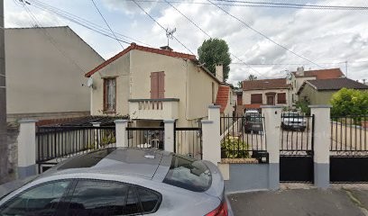 Palaio Carlos, Maçon à Romainville