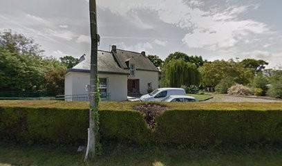 Douet Bruno, Maçon à Issé