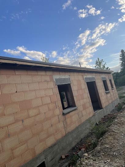 LOPES, Maçon à Clonas-sur-Varèze