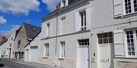 Bobâti, Maçon à La Ménitré