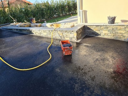 Nicolas Gomes MAÇONNERIE dans le Genevois, Maçon à Cranves-Sales