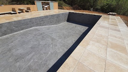 JRC SAV, Maçon à Forcalquier