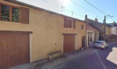 Lacruche Fils, Maçon à Lux