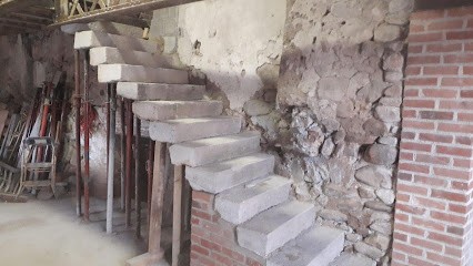 Courage, Maçon à Saint-Just-Saint-Rambert