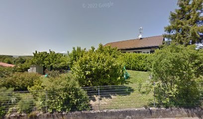 Eroni, Maçon à Saint-Julien-en-Genevois