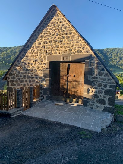 M. Benoit Peyridieux, Maçon, Maçon à Mauriac