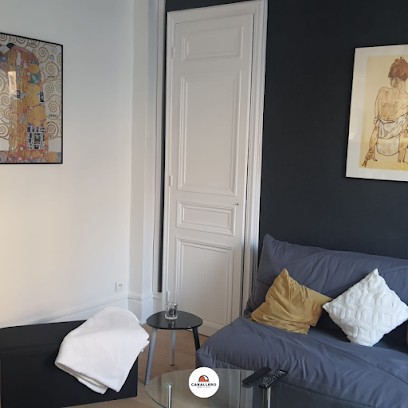 Caballero Père & Fils, Maçon au Bourget