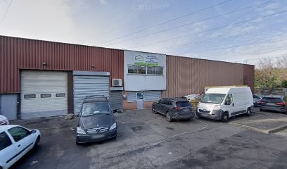 Isogyps, Maçon à Sarcelles