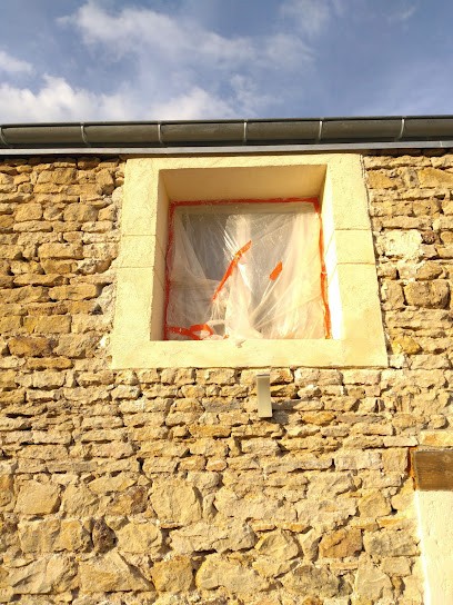 Tradirenovation.sa Maçonnerie, Maçon à Crottet