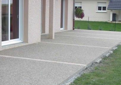 K Renov, Maçon à Cessy