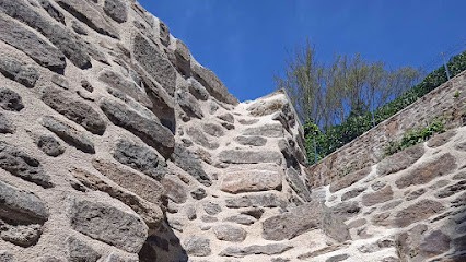 Jason Dixon Maçonnerie, Maçon à Trégueux