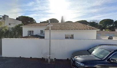 Méga Pierres, Maçon à La Grande-Motte