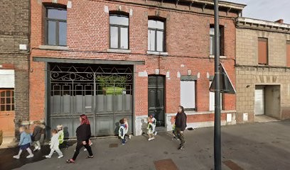 Olivier Jean-Luc, Maçon à Bruay-sur-l'Escaut