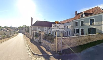 Hariot Eric, Maçon à Yrouerre