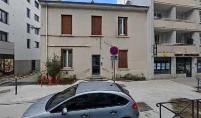 Campra Hubert, Maçon à Villeurbanne