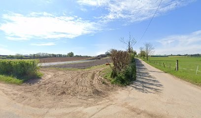 Dargaud T.P, Maçon à Pusignan