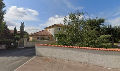 Batilook, Maçon à Sury-le-Comtal