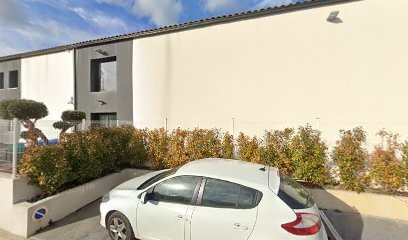 Omnium Dallage, Maçon à Éguilles