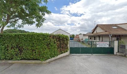 Mastroianni, Maçon à Châlons-en-Champagne