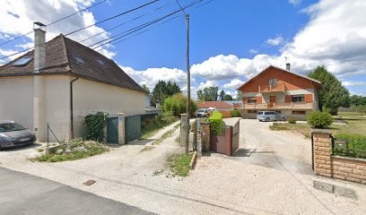 Maçonnerie Générale Fumisterie, Maçon à Avressieux