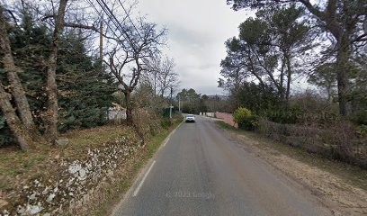 Mdr, Maçon à Nans-les-Pins