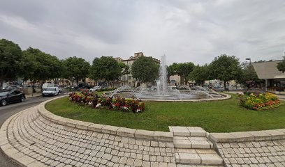 Keskin Ibrahim, Maçon à Orange