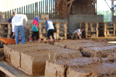 Emmaüs TERRE : La Briqueterie Solidaire, Maçon à Chevaigné