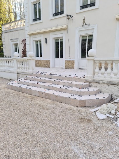 R-a-k tout corps d'états, Maçon à Limay