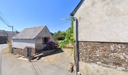 LG Maçonnerie, Maçon à Pleugueneuc