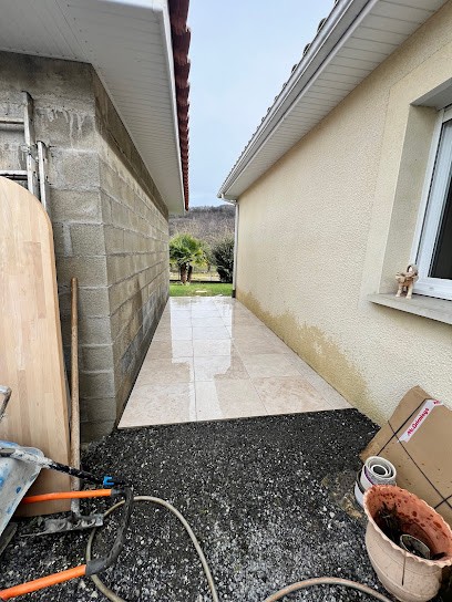 Unibat, Maçon à Tarbes