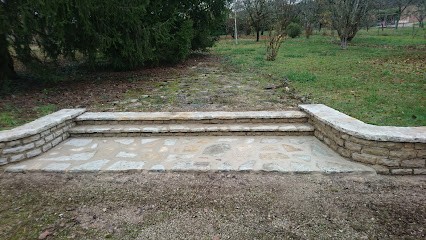 Total Habitat, Maçon à Touillon