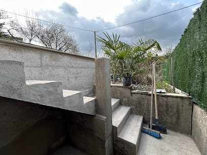 Orijin Btp, Maçon à Privas